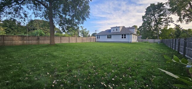 Building Photo - 3012 Cozy Acre Rd
