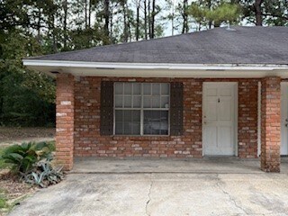 Foto principal - 42185 Deborah Dr