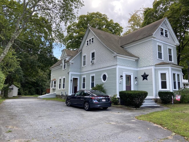 Building Photo - 52 Littleton Rd