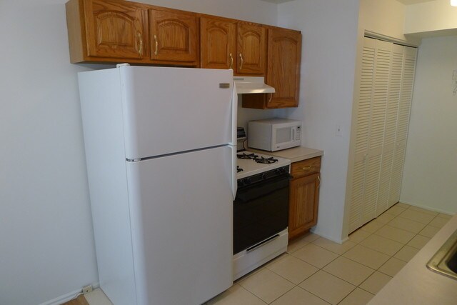 Building Photo - 1124 Bunker Hill Ct