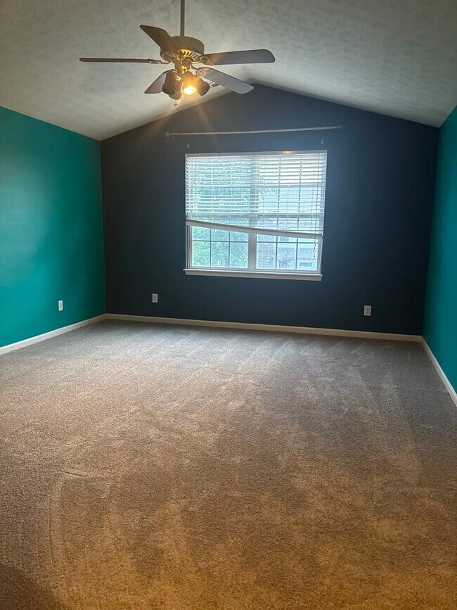 Foto del edificio - 5667 Glass Chimney Ln