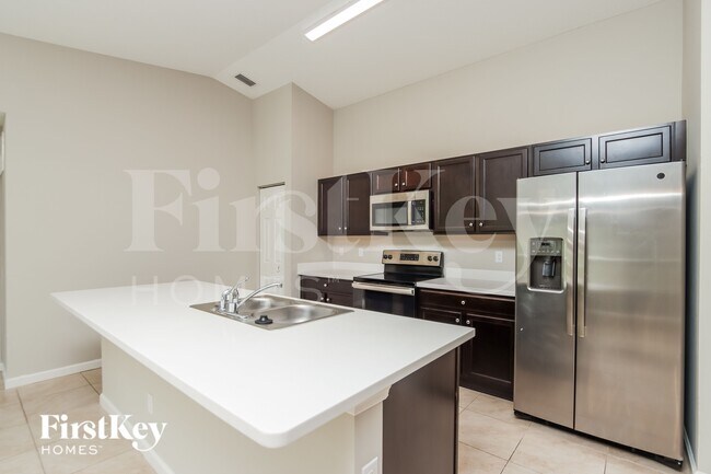 Foto del edificio - 1643 Talavera St SE