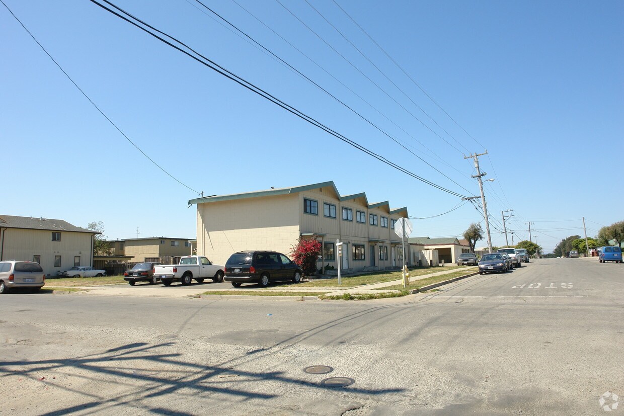 Primary Photo - 10550 Seymour St
