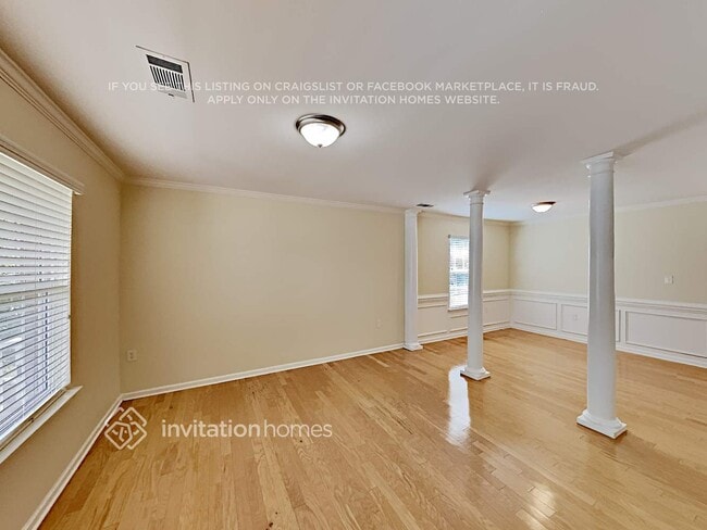 Building Photo - 14310 Waterlyn Dr