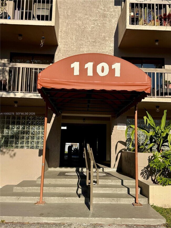 Foto del edificio - 1101 SW 122nd Ave