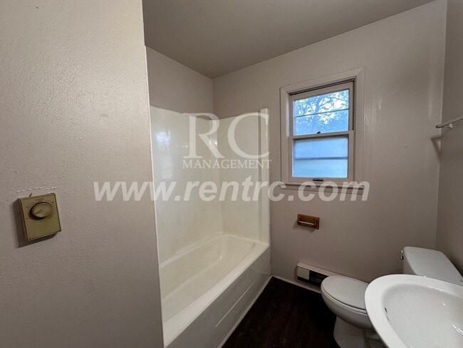 Building Photo - 802-G Bryan-