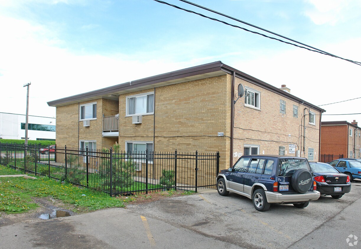 Foto del edificio - 2436 Rose St