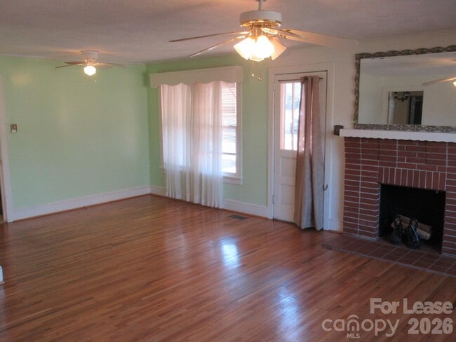 Building Photo - 1073 North Carolina Hwy 150