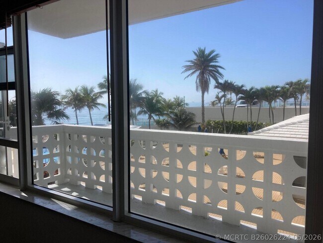 Foto del edificio - 4010 Galt Ocean Dr