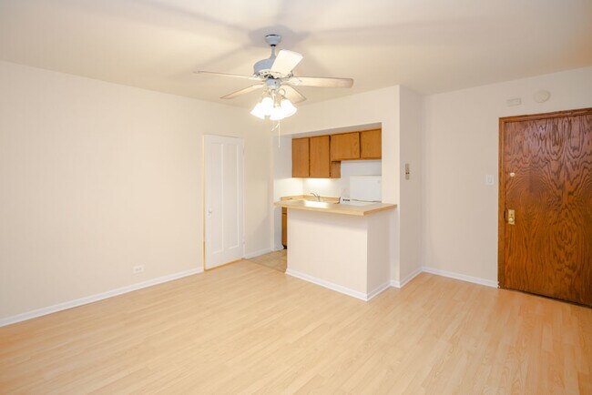Foto del edificio - 1504 N Dearborn Pkwy