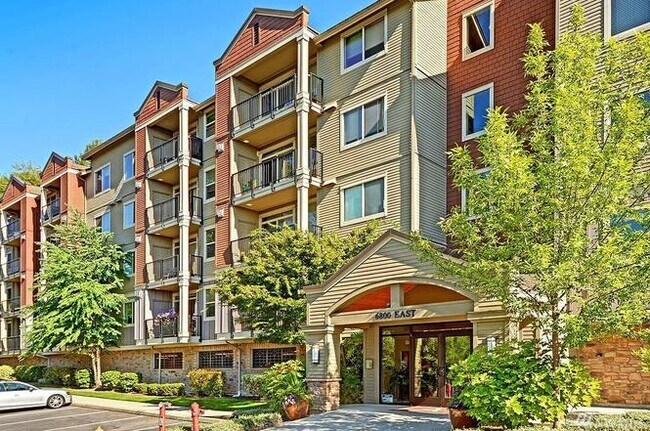 Exterior - 6800 132nd Pl SE