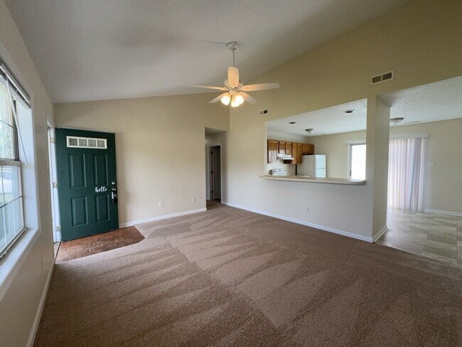 Building Photo - 202 Dayrell Dr