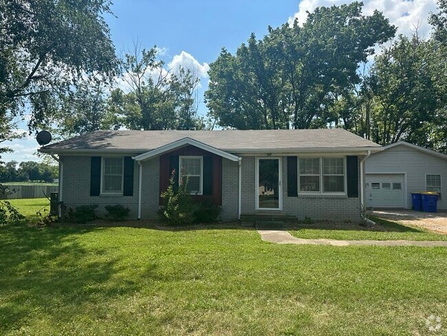 Building Photo - 500 Colonial Dr