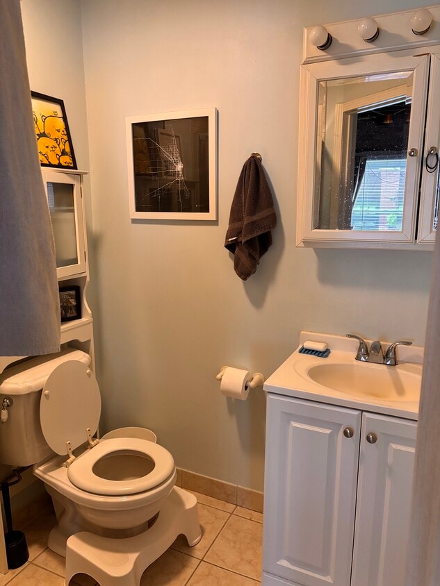 Primary Photo - 2204 W Iowa St