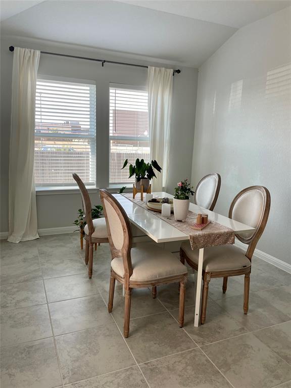 Foto del edificio - 13753 Fallsprings Way