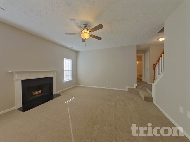 Foto del edificio - 4435 Grove Lake Ct