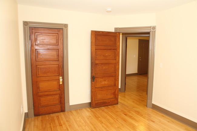 Foto del edificio - 76 N Union St