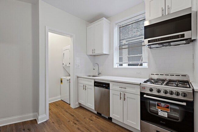 Foto del edificio - 3722 N Clark St