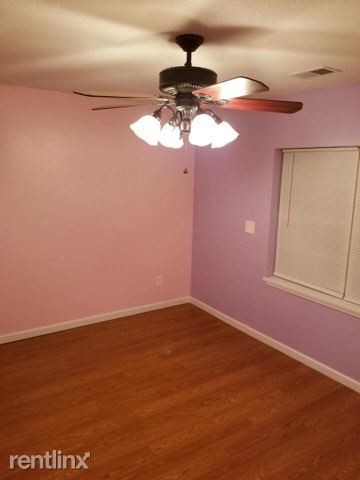 Foto del edificio - 2 br, 1 bath  - 1523 N Concord Rd