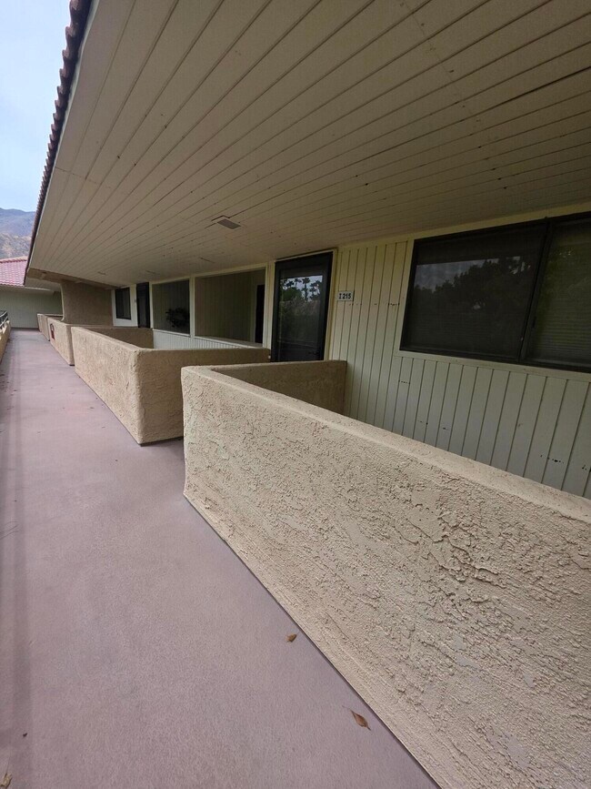 Building Photo - 680 N Ashurst Ct