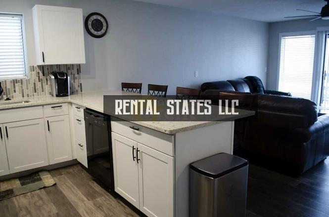 Building Photo - 2 bedroom in Lake Ozark MO 65049