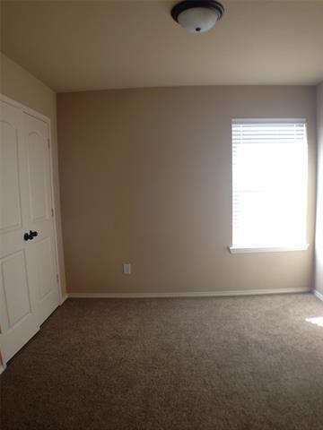 Foto del edificio - 2304 Wood River Pkwy