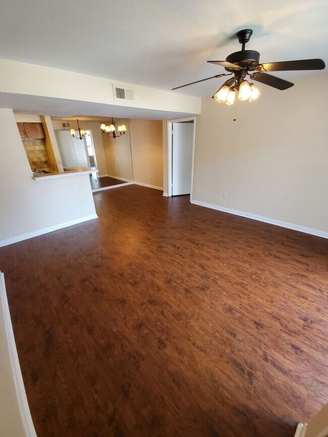 Foto del edificio - 904#105*