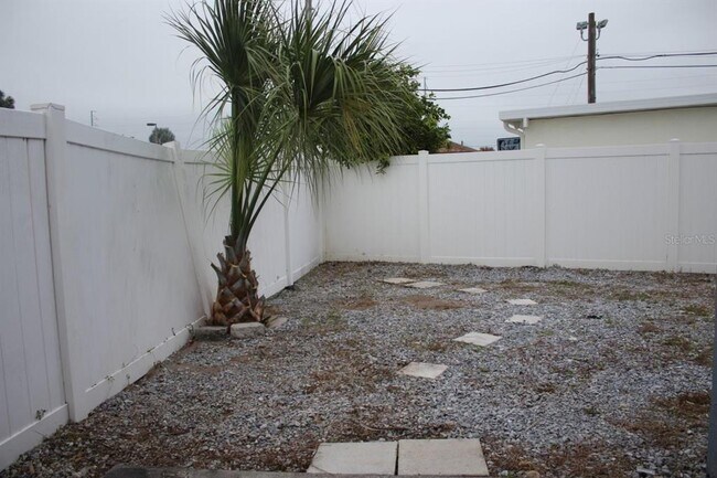 Building Photo - 8903 Ripken Ln