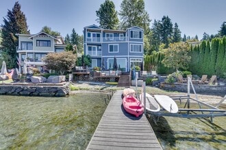 Building Photo - 1429 E Lake Sammamish Shore Ln SE