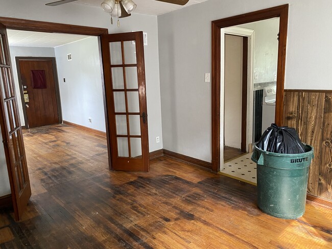 Foto del edificio - 226 Henquin Dr