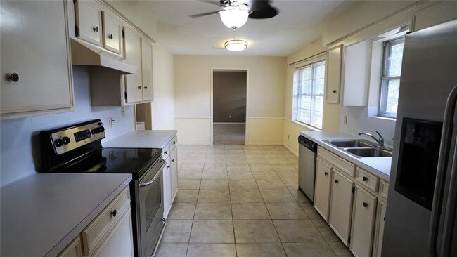 Building Photo - 13726 Meisterwood Dr