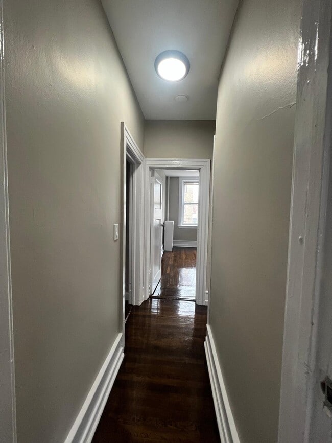 Building Photo - 38 Winans St