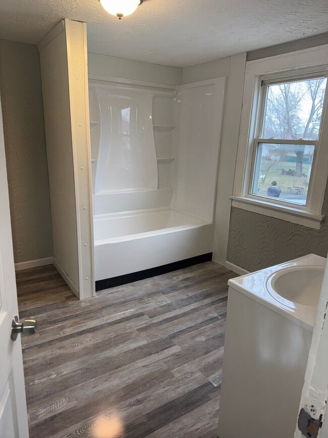 Foto del edificio - 3BDRM HOUSE FOR RENT, LORAIN, OHIO