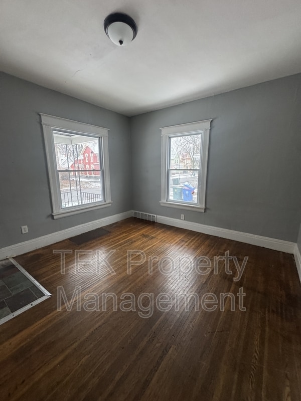 Foto del edificio - 42-44 Tacoma Street