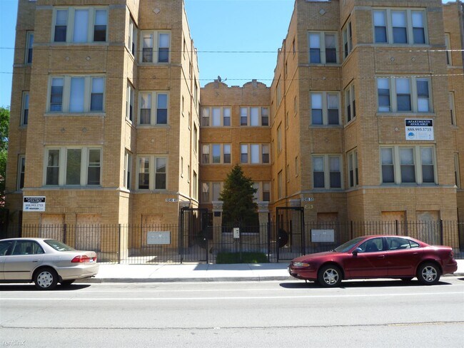 Building Photo - 1245 S California Ave