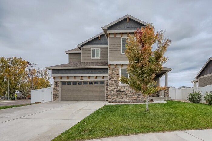 Foto principal - 899 Shirttail Peak Court, Windsor, CO, 80550