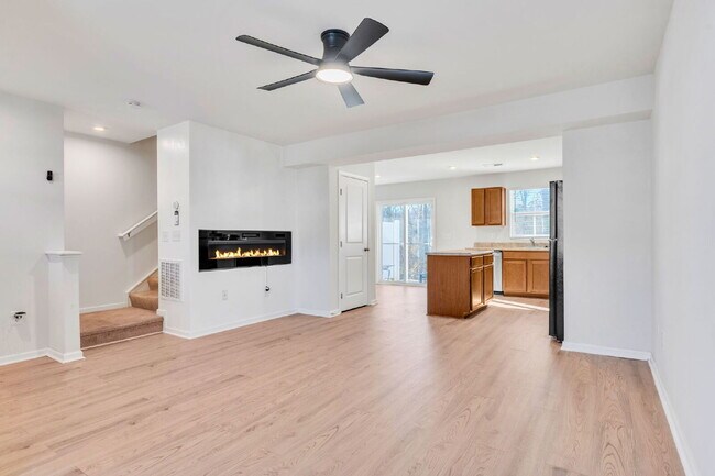 Foto del edificio - Modern 3BR, 2.5BA Townhouse in Walnut Hill Townes in Greer! $1800/mo rent***