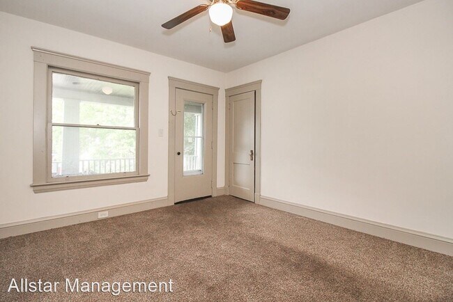 Building Photo - 2 br, 1 bath House - 3339 W 84th Street Un...
