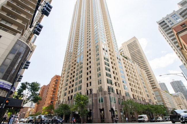 Building Photo - 33 W Ontario St