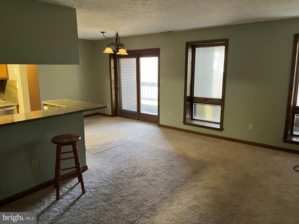 Building Photo - 23242 Rosewood Ct