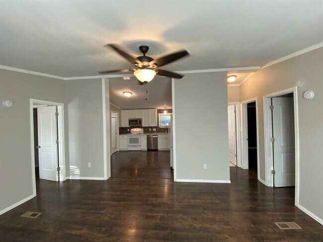 Building Photo - 4529 Doss Rd