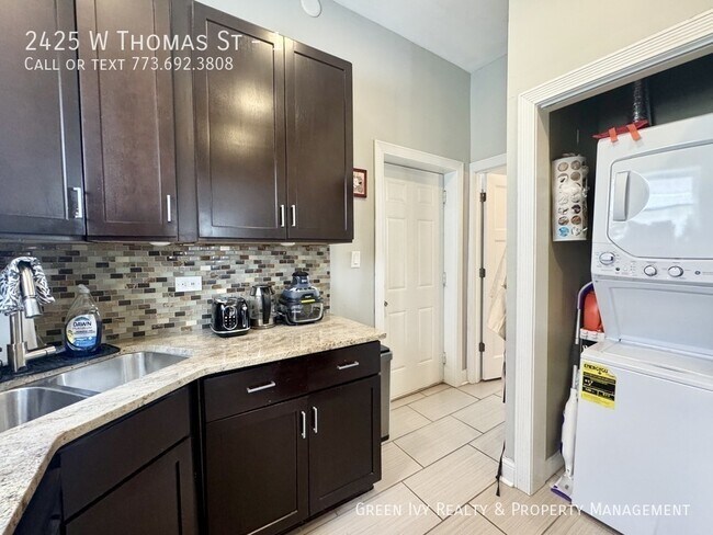 Foto del edificio - 2425 W Thomas St