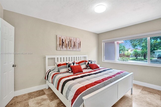 Foto del edificio - 410 S 26th Ave