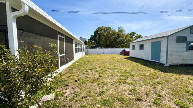 Foto del edificio - 232 SE Monroe Cir N