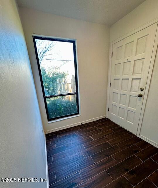 Building Photo - 8060 Village Gate Ct