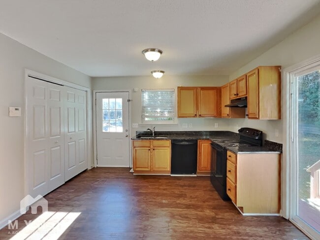 Building Photo - 1518 Lantern Pl