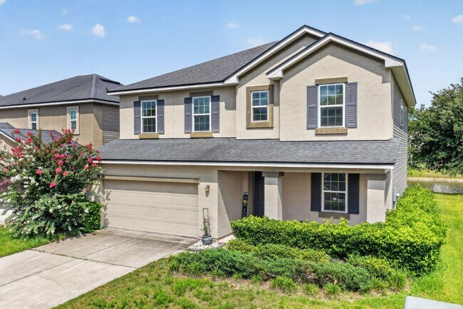 Foto del edificio - Large 4 bedroom home in Oakleaf