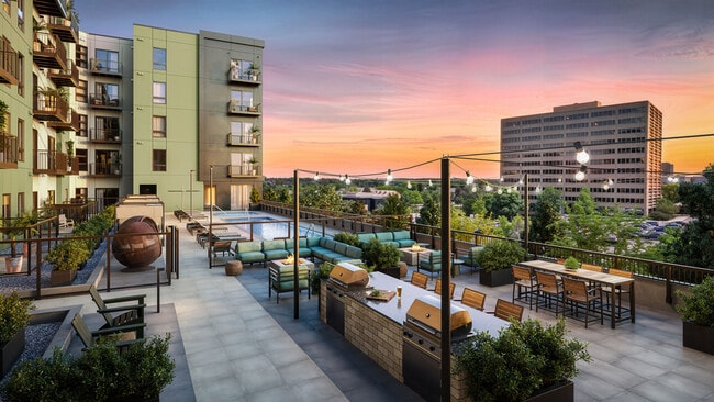 Building Photo - The Bellwether