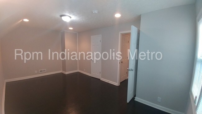 Foto del edificio - 6091 Michigan Rd