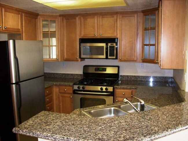 Foto del edificio - 12510 Carmel Creek Rd